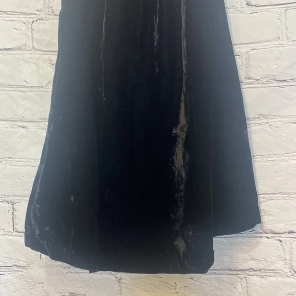Benetton Black Velvet Sleeveless Dress Size Small Size 6 Excellent Condition